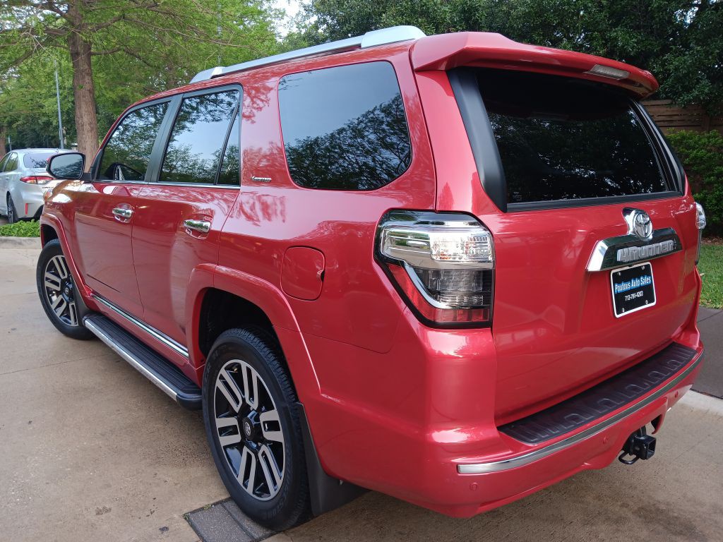 2023 Toyota 4Runner Image 3
