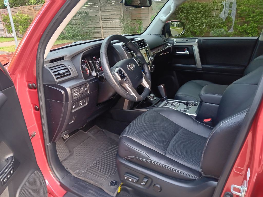 2023 Toyota 4Runner Image 9