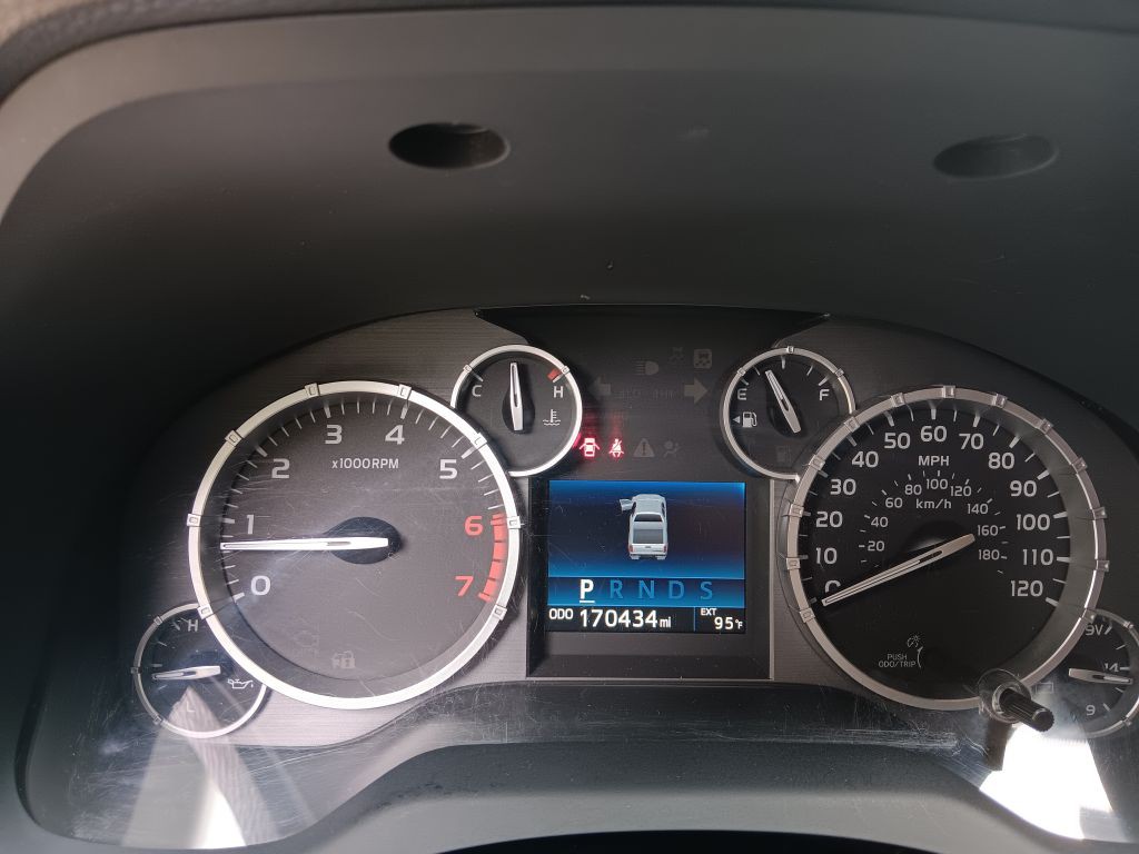 2015 Toyota Tundra Image 12
