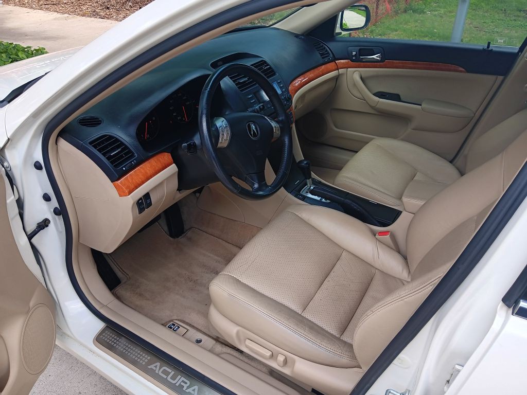 2004 Acura TSX Image 9