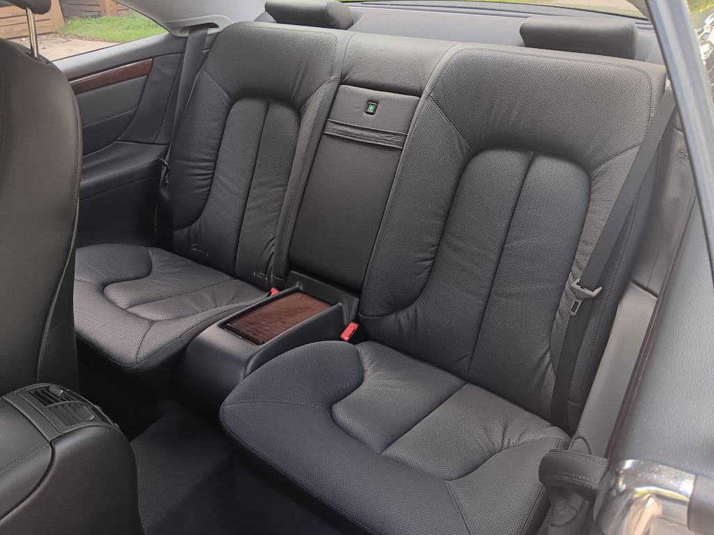 2002 Mercedes-Benz CL-Class Image 10