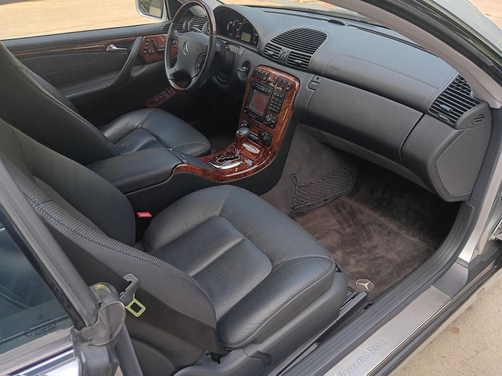 2002 Mercedes-Benz CL-Class Image 12