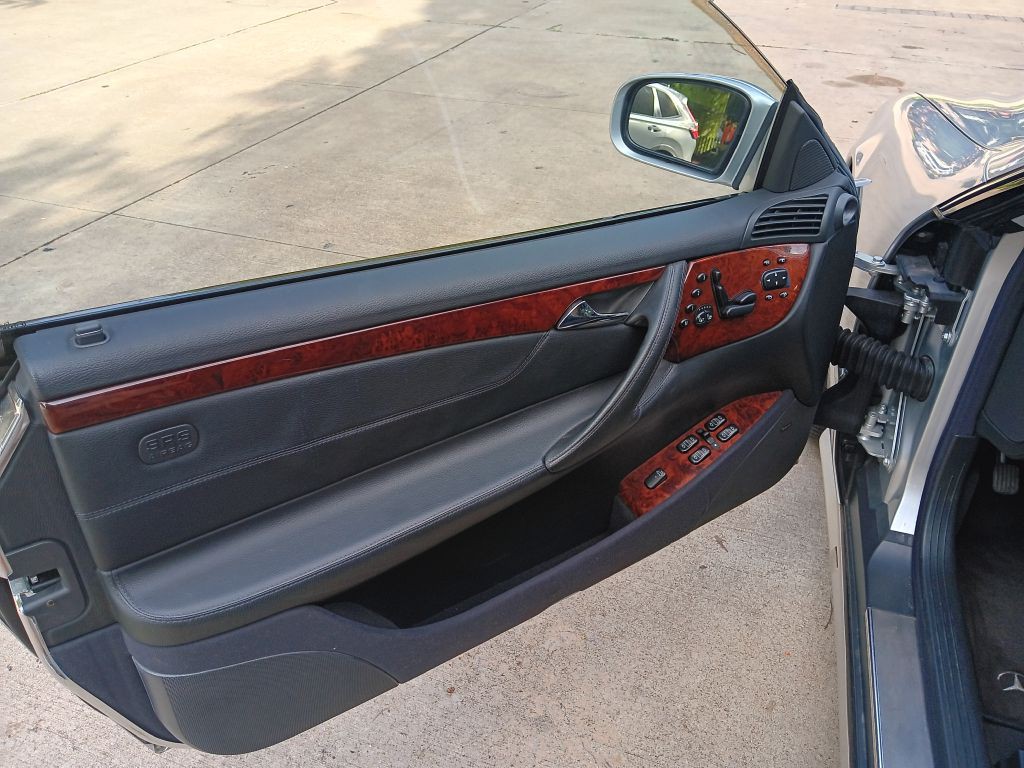 2002 Mercedes-Benz CL-Class Image 13