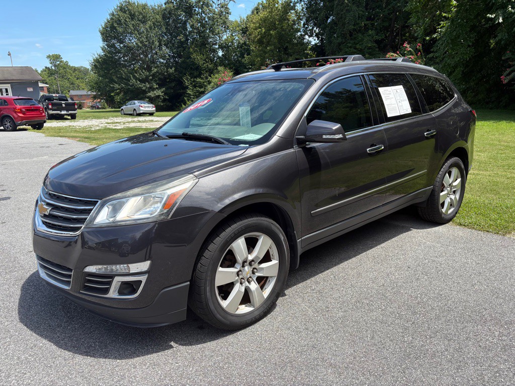2015 Chevrolet Traverse Image 1
