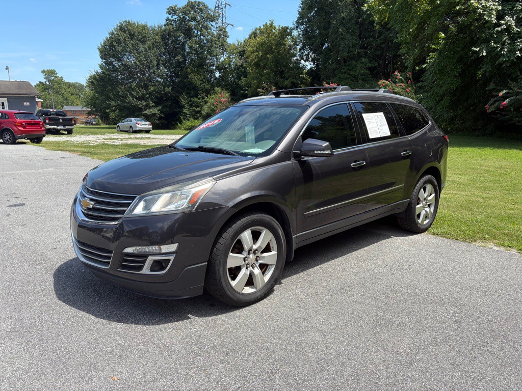 2015 Chevrolet Traverse Image 3
