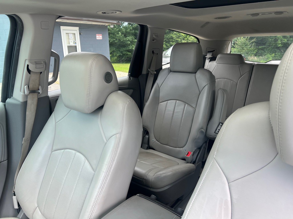 2015 Chevrolet Traverse Image 31