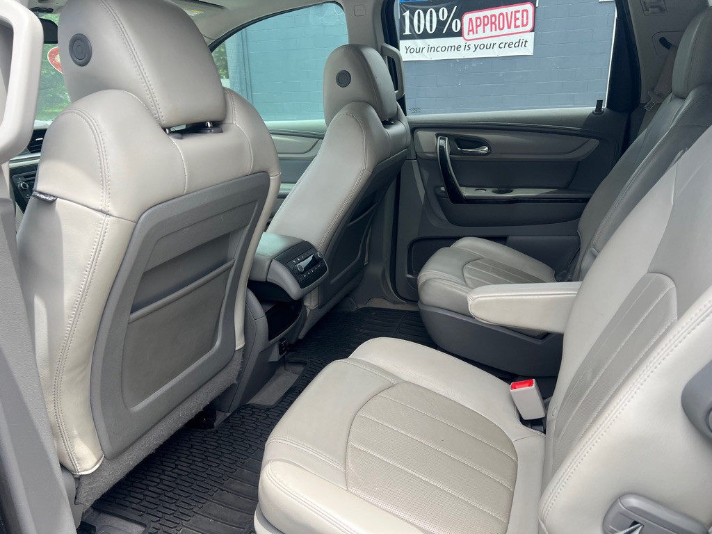 2015 Chevrolet Traverse Image 33