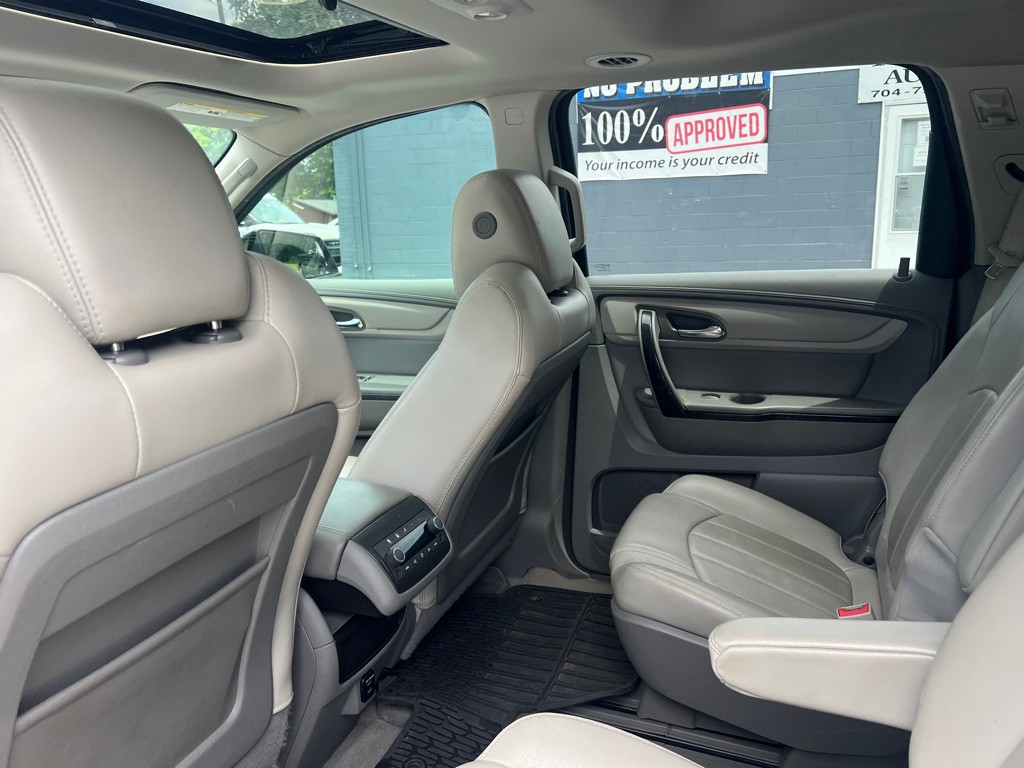 2015 Chevrolet Traverse Image 34