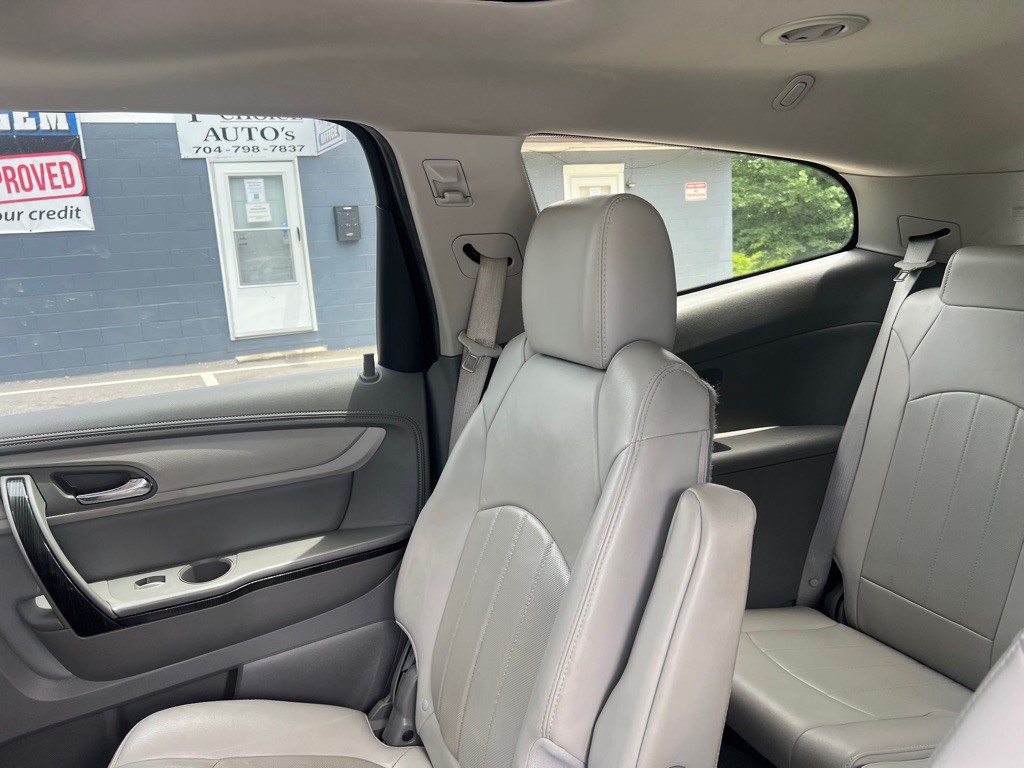 2015 Chevrolet Traverse Image 38