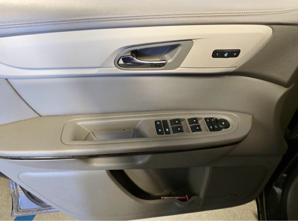2015 Chevrolet Traverse Image 55