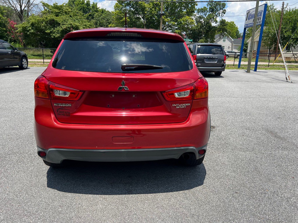 2016 Mitsubishi Outlander Image 68
