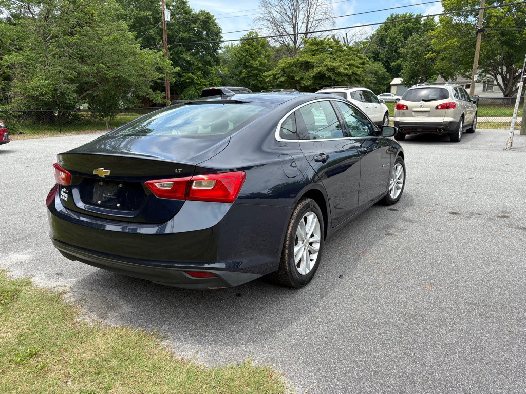 2018 Chevrolet Malibu Image 8