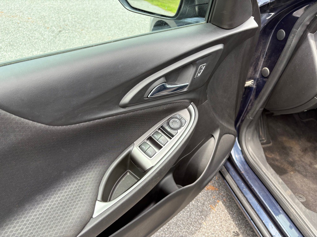 2018 Chevrolet Malibu Image 23