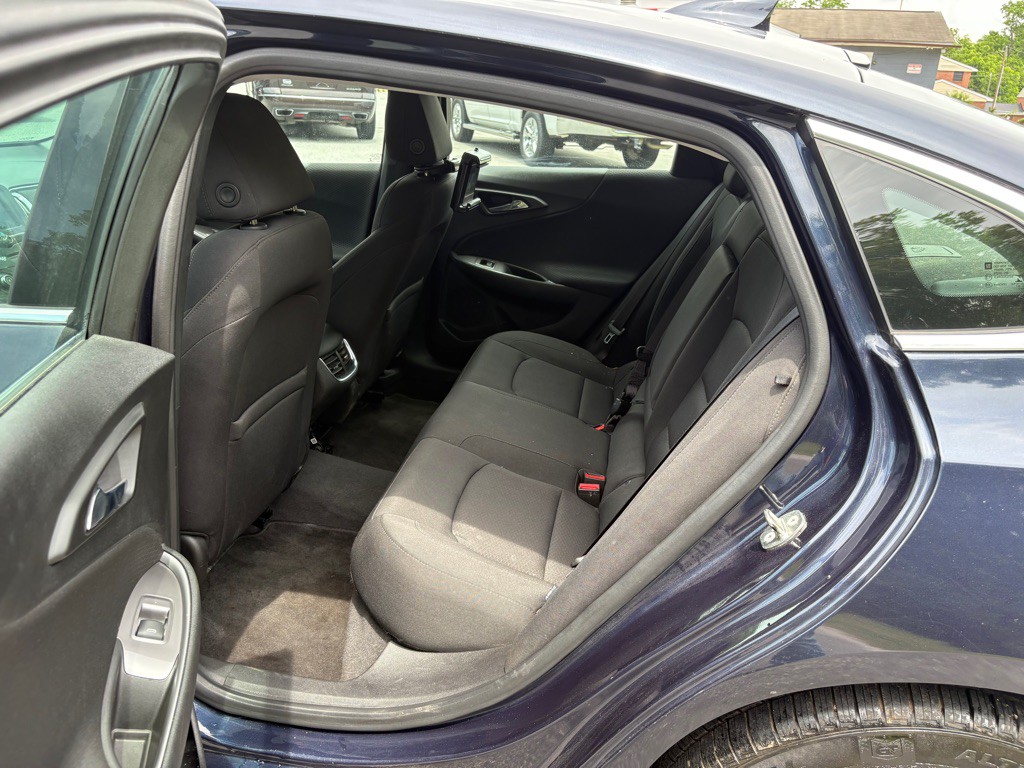 2018 Chevrolet Malibu Image 29