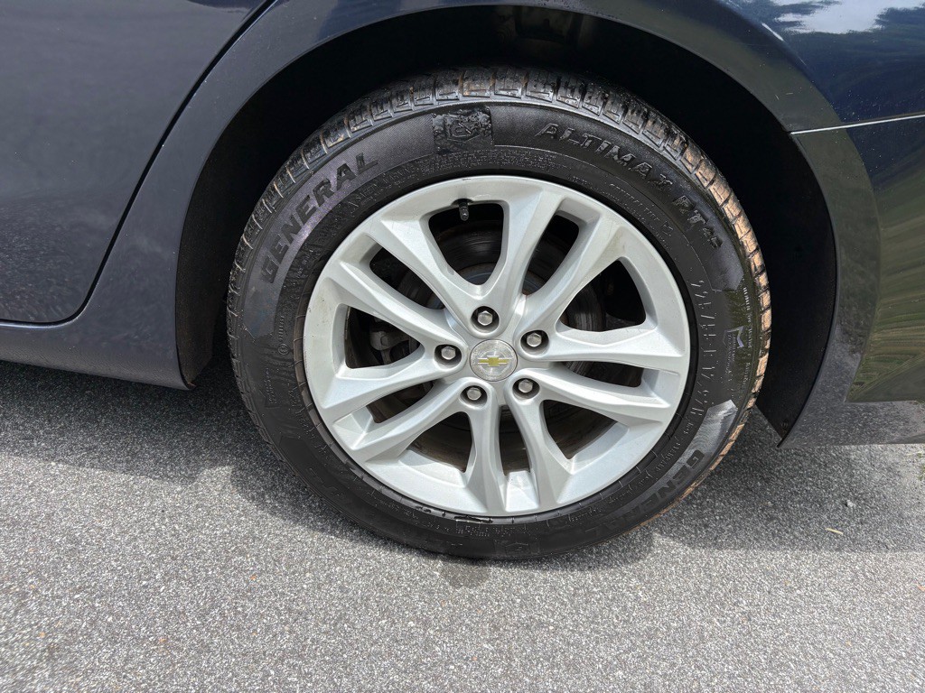 2018 Chevrolet Malibu Image 48