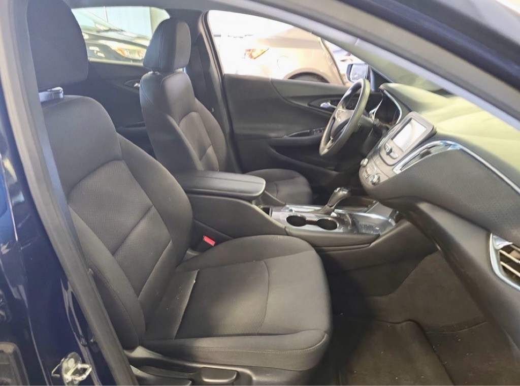2018 Chevrolet Malibu Image 62