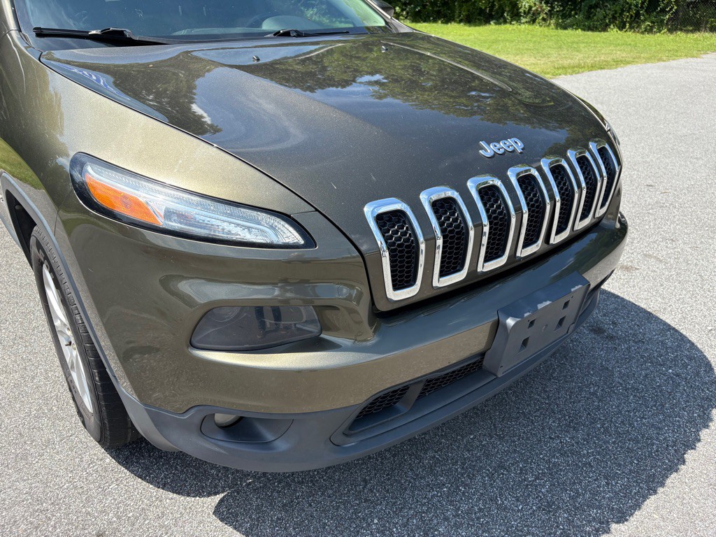 2015 Jeep Cherokee Image 28