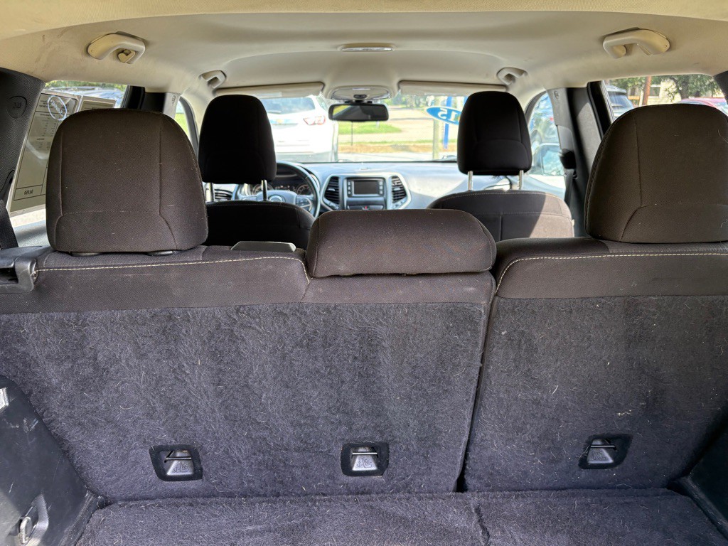 2015 Jeep Cherokee Image 54