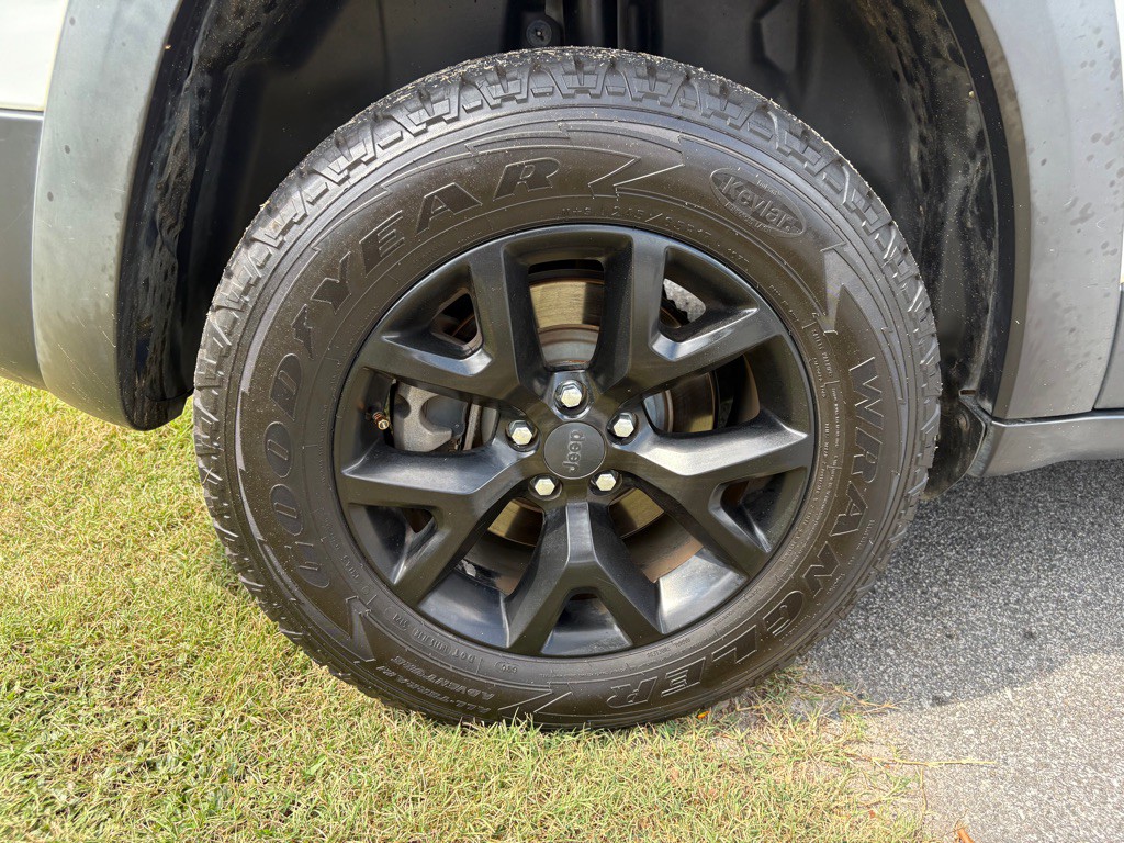 2015 Jeep Cherokee Image 72