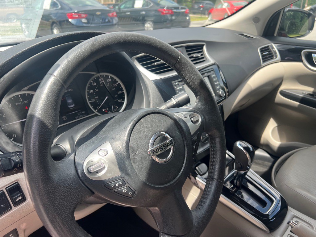 2016 Nissan Sentra Image 17