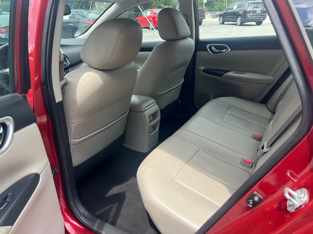 2016 Nissan Sentra Image 24