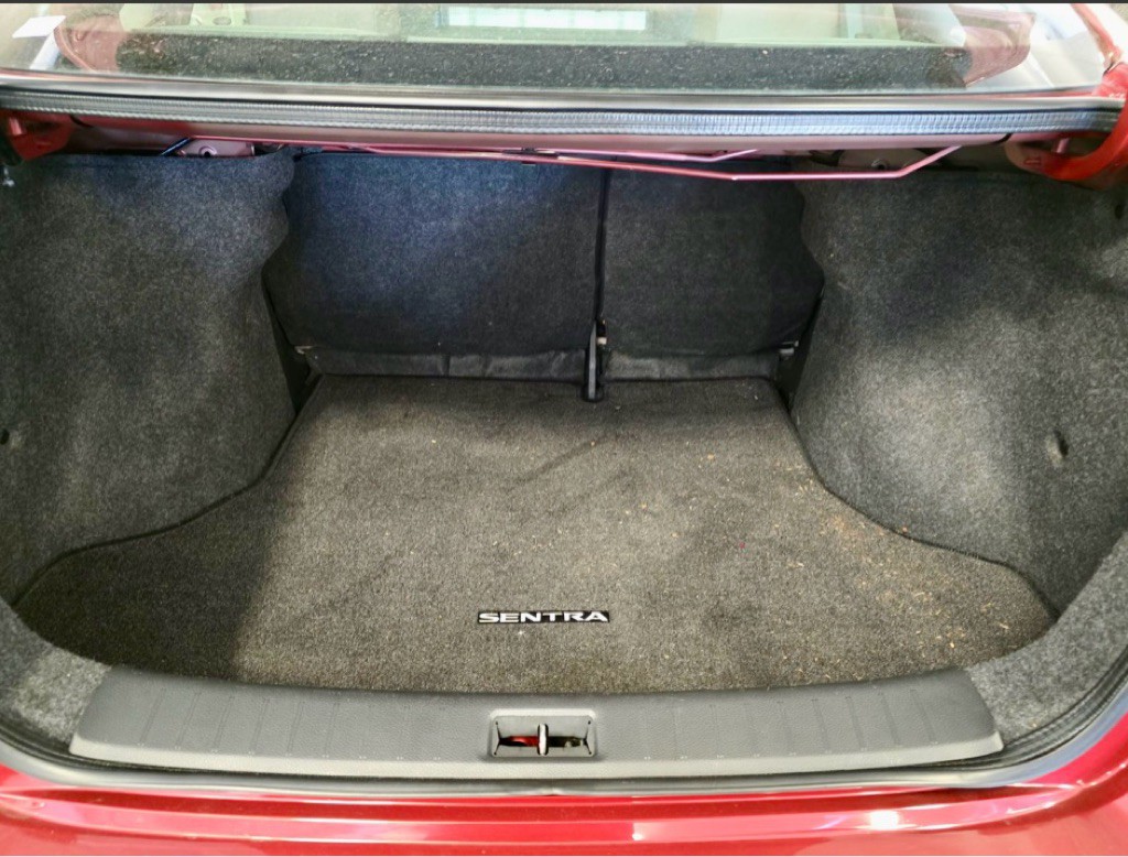 2016 Nissan Sentra Image 53