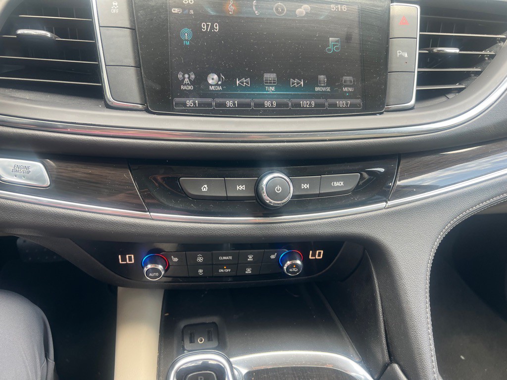 2019 Buick Enclave Image 25