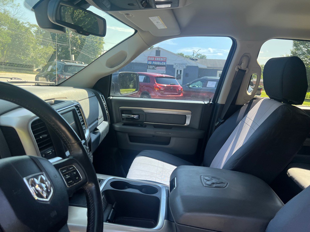 2016 RAM 1500 Image 36