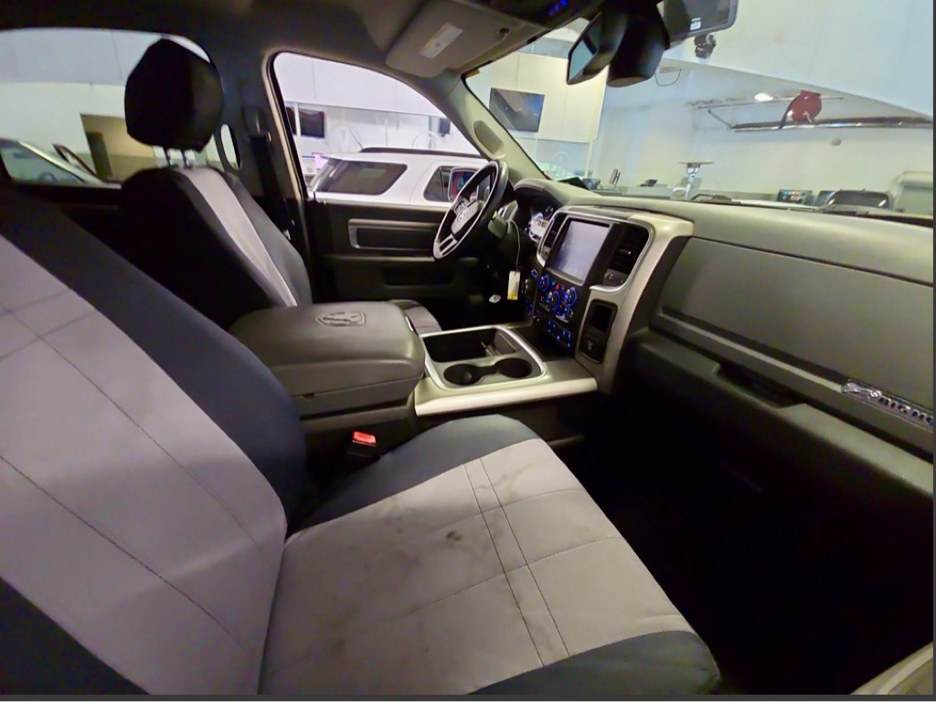2016 RAM 1500 Image 61
