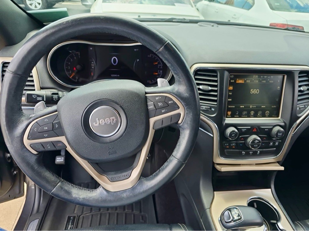 2015 Jeep Grand Cherokee Image 11