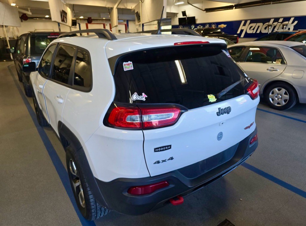2017 Jeep Cherokee Image 5