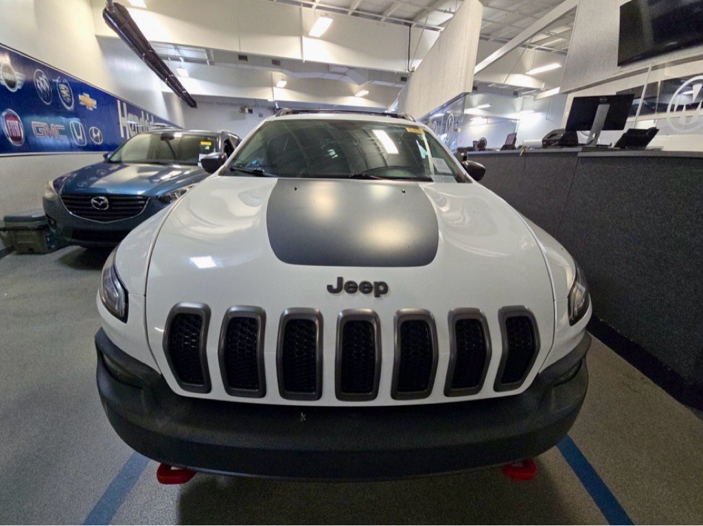 2017 Jeep Cherokee Image 4