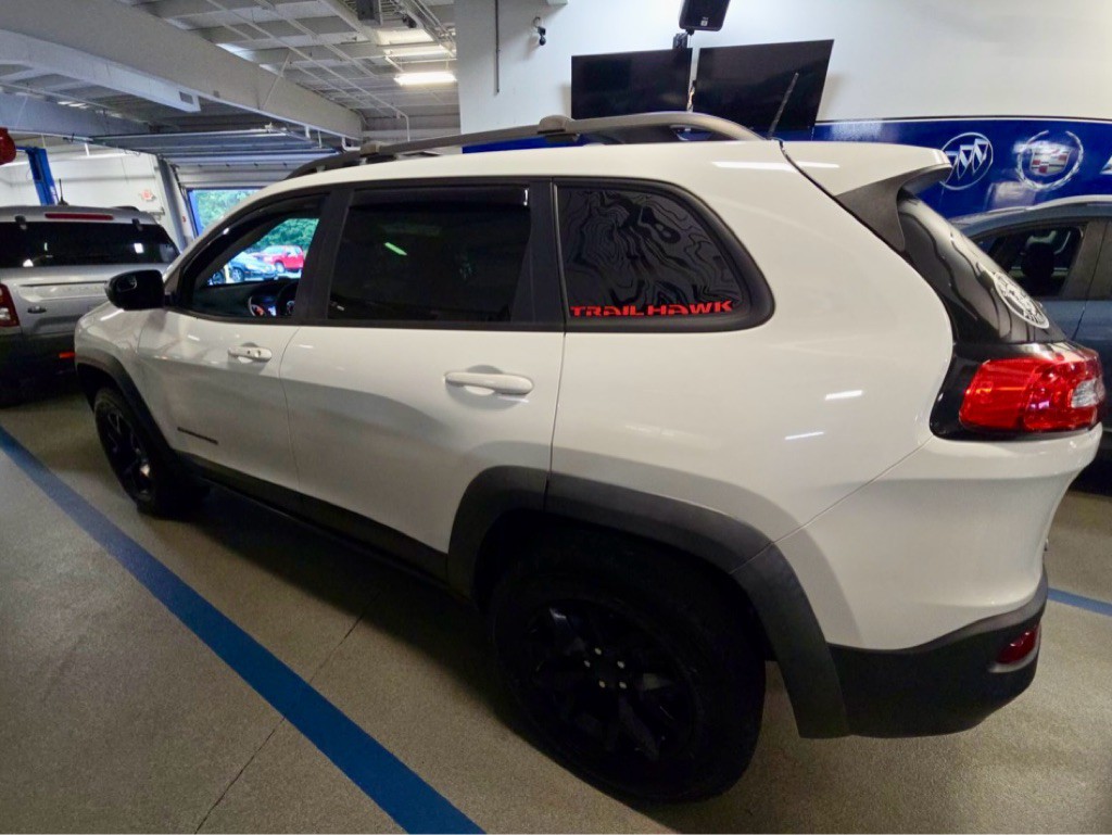2017 Jeep Cherokee Image 6