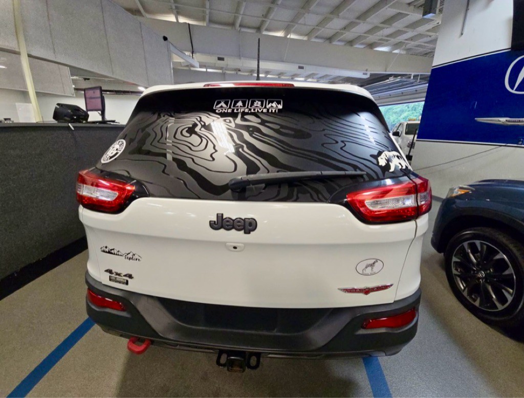 2017 Jeep Cherokee Image 7