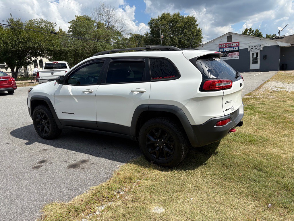 2017 Jeep Cherokee Image 6