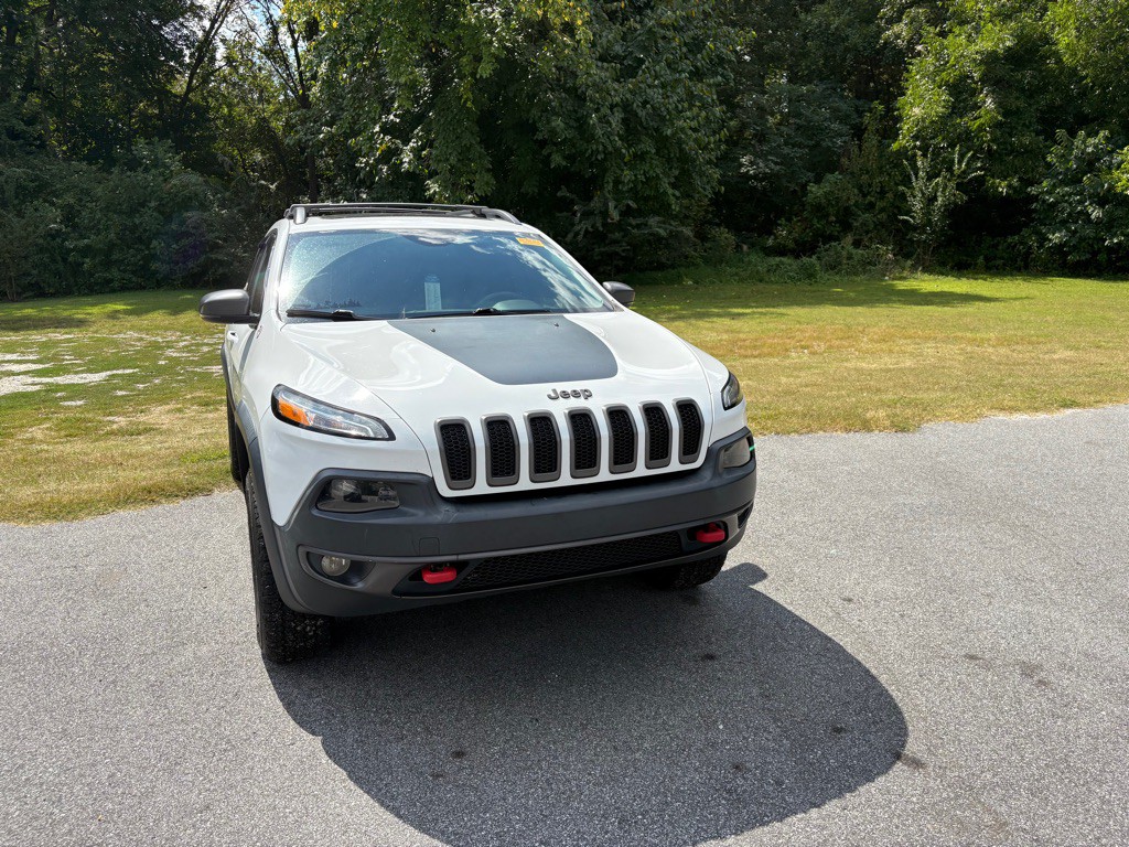 2017 Jeep Cherokee Image 14