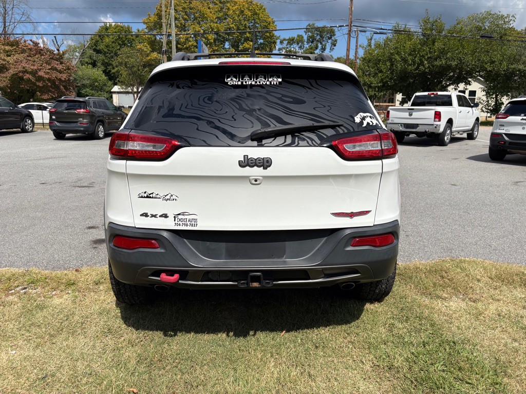 2017 Jeep Cherokee Image 29