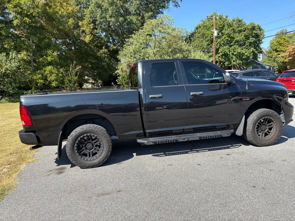 2016 RAM 1500 Image 10