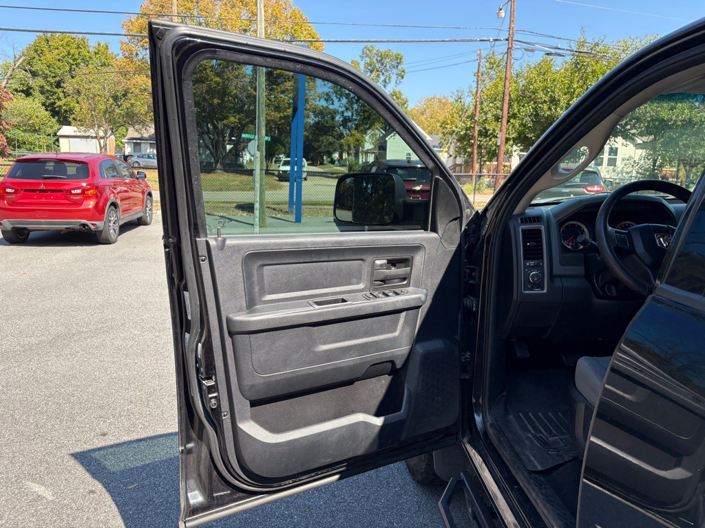 2016 RAM 1500 Image 20