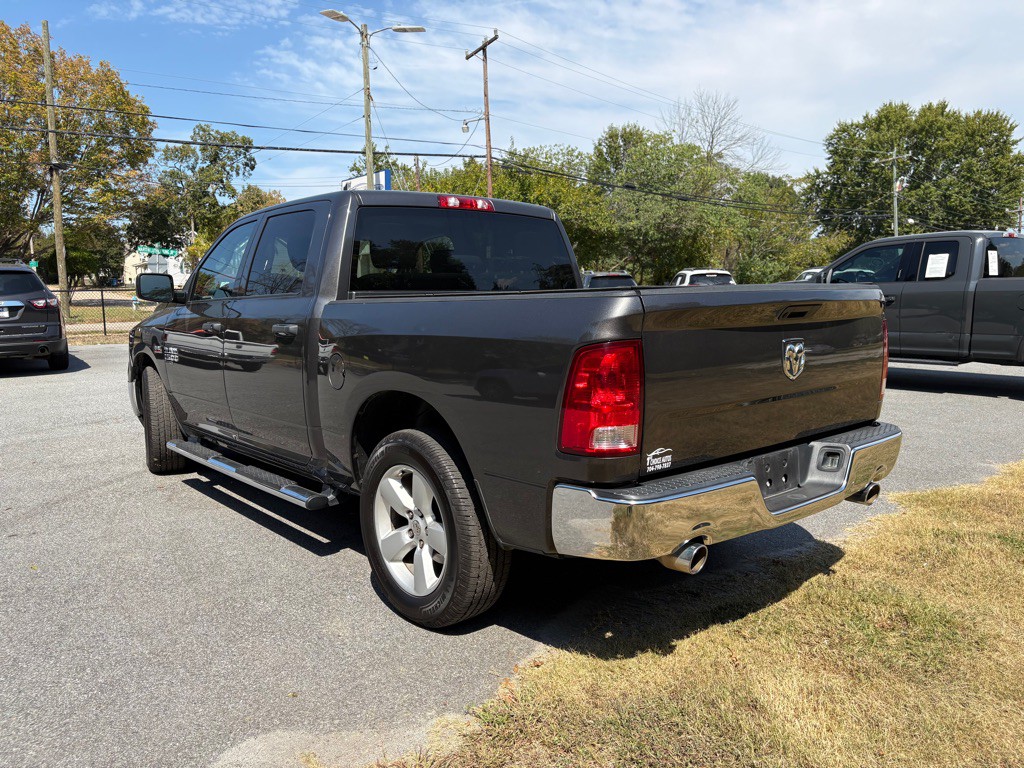 2021 RAM 1500 Image 6