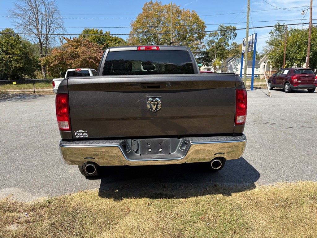 2021 RAM 1500 Image 7
