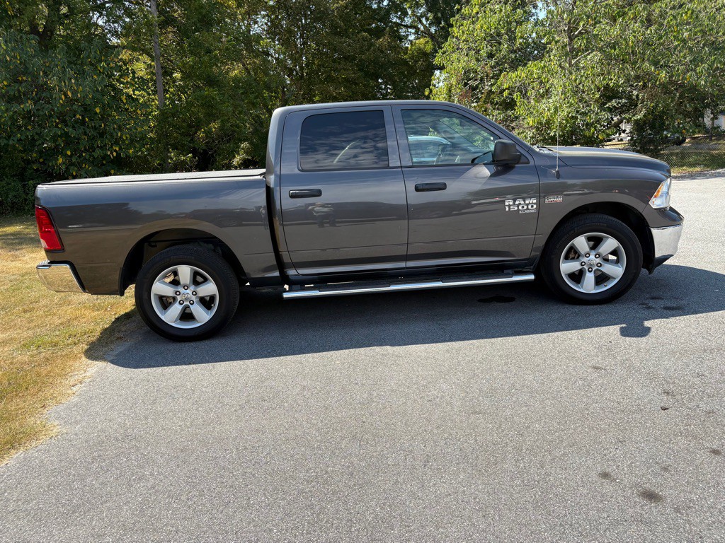 2021 RAM 1500 Image 10