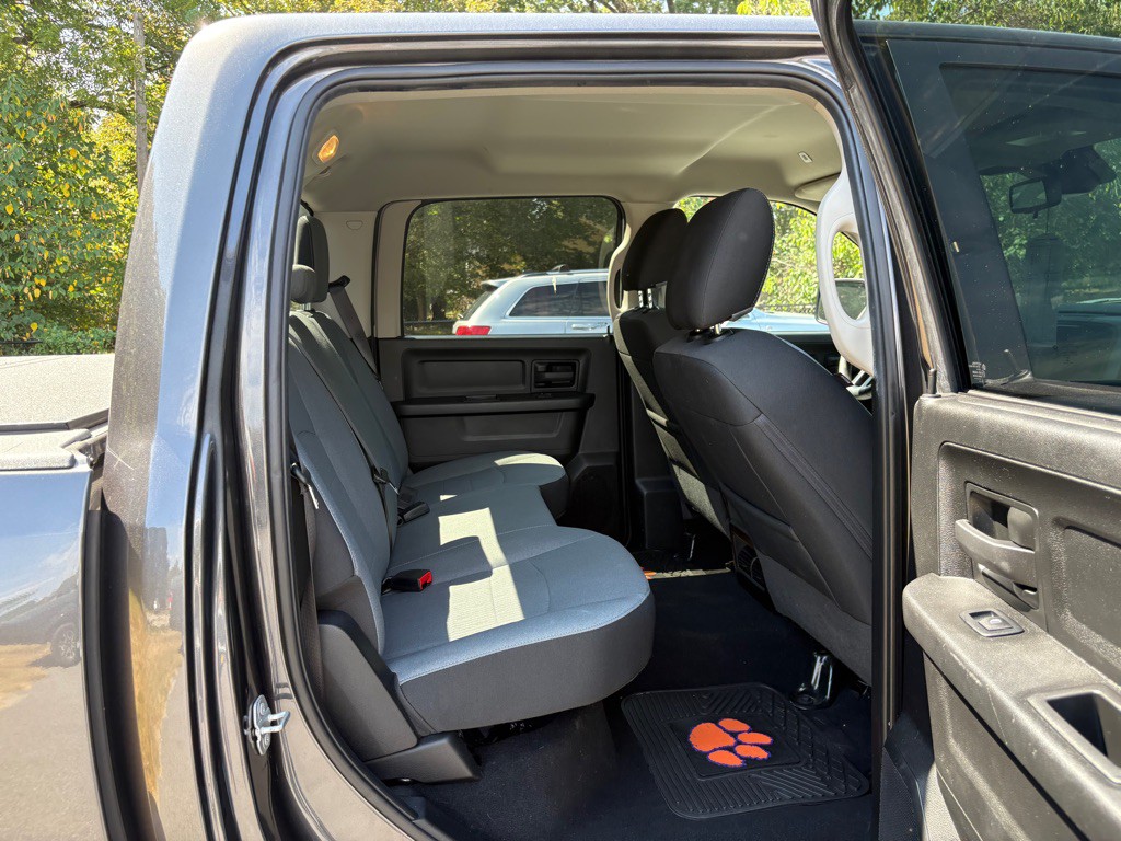 2021 RAM 1500 Image 33