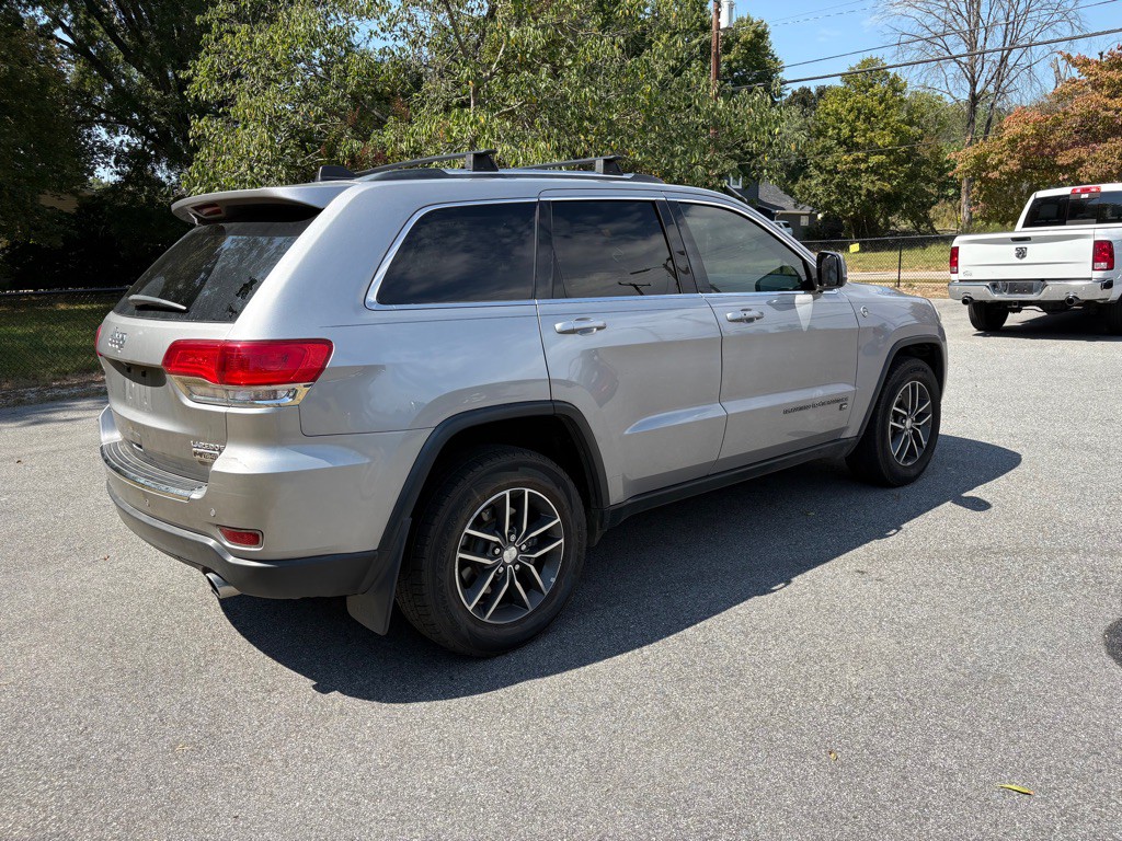 2018 Jeep Grand Cherokee Image 9