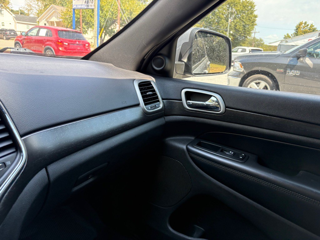 2018 Jeep Grand Cherokee Image 18