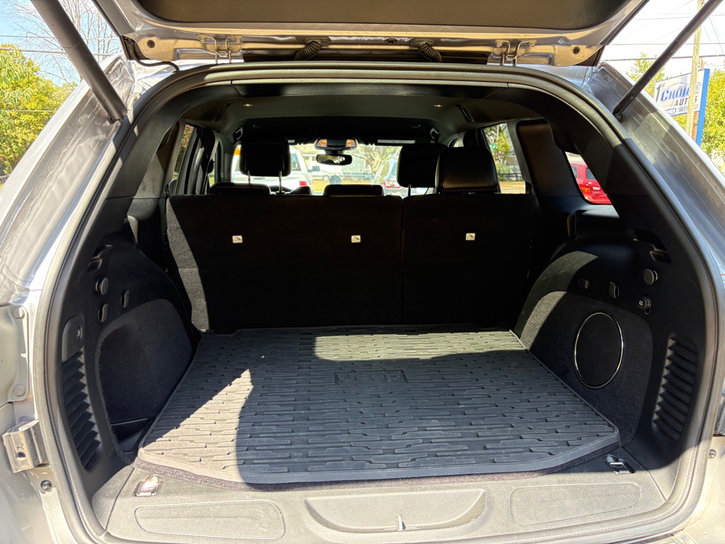 2018 Jeep Grand Cherokee Image 35