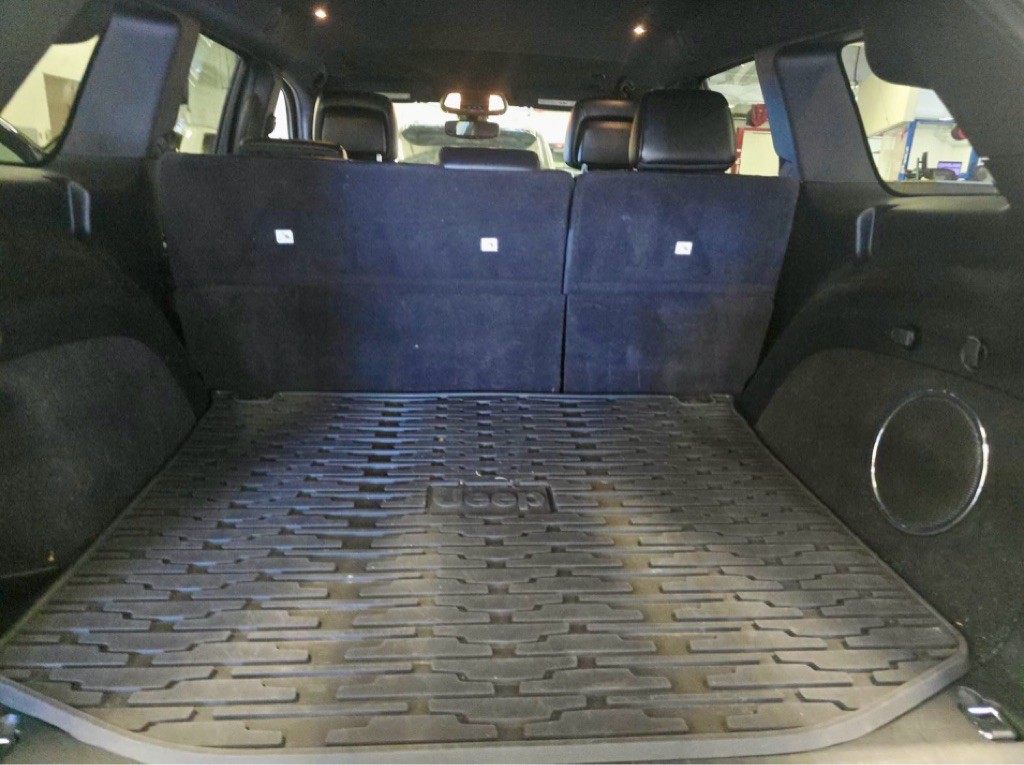 2018 Jeep Grand Cherokee Image 69