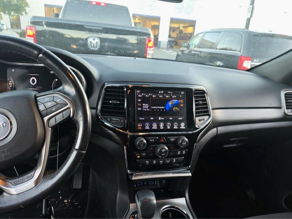 2018 Jeep Grand Cherokee Image 81
