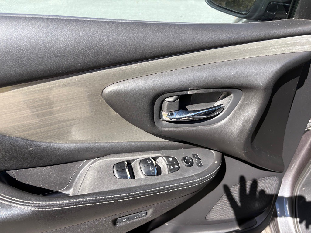 2017 Nissan Murano Image 18