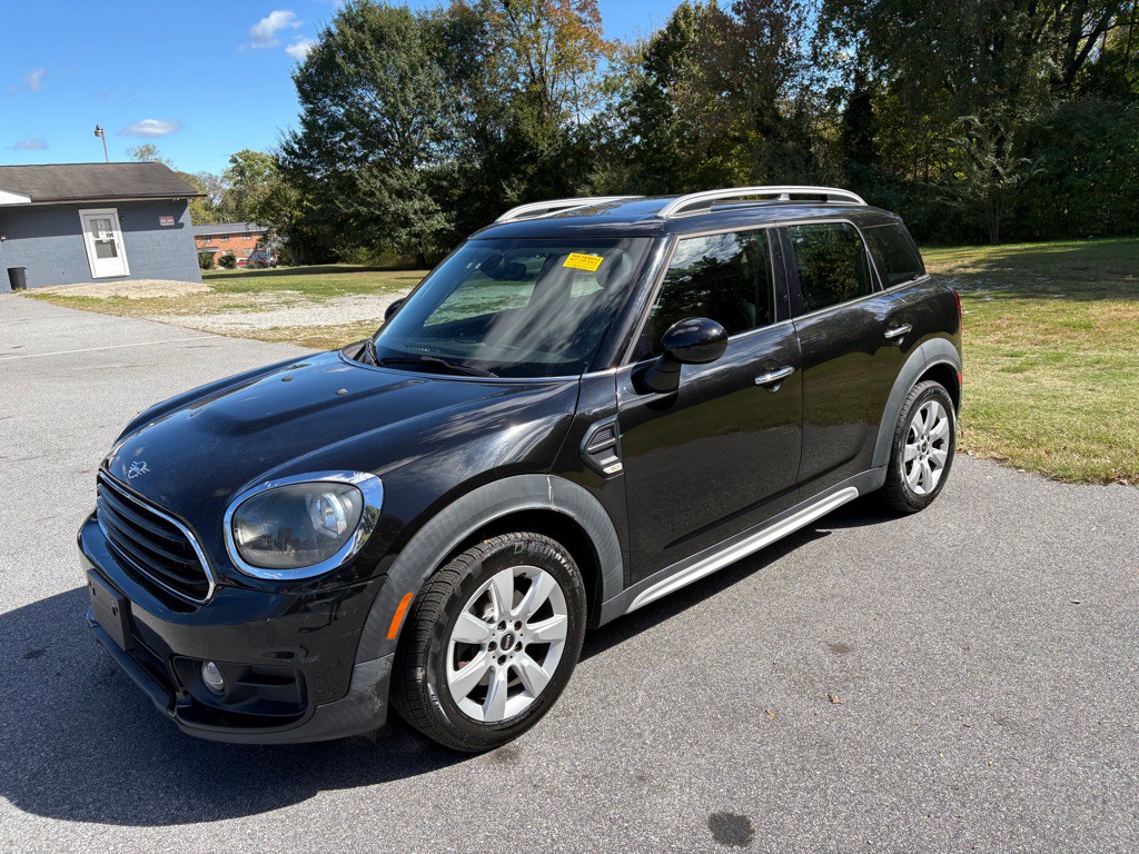 2019 MINI Cooper Image 2